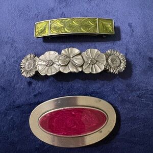 Elegant Floral and Oval Hair Clip Set